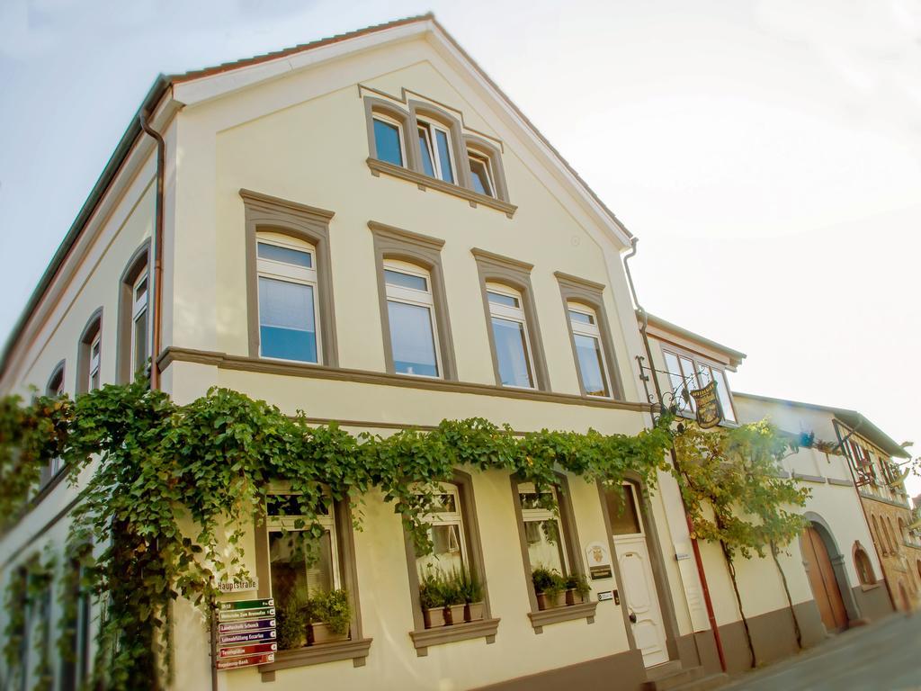 Gasthof Hofgarten Rosa Ilbesheim bei Landau in der Pfalz